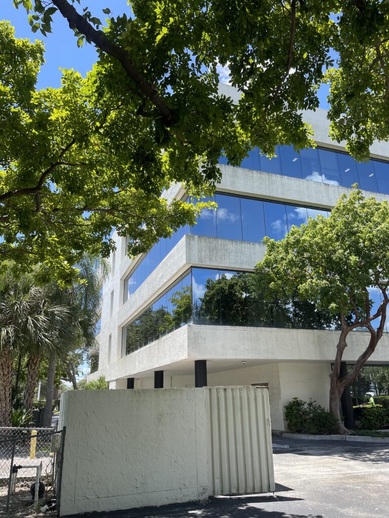 GALLERY Commercial Point Center